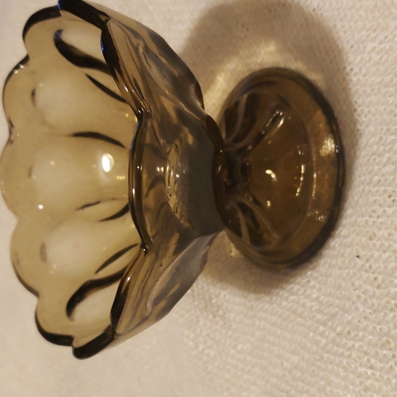 Large brownish/olive ice cream dish - Picture 4 of 4